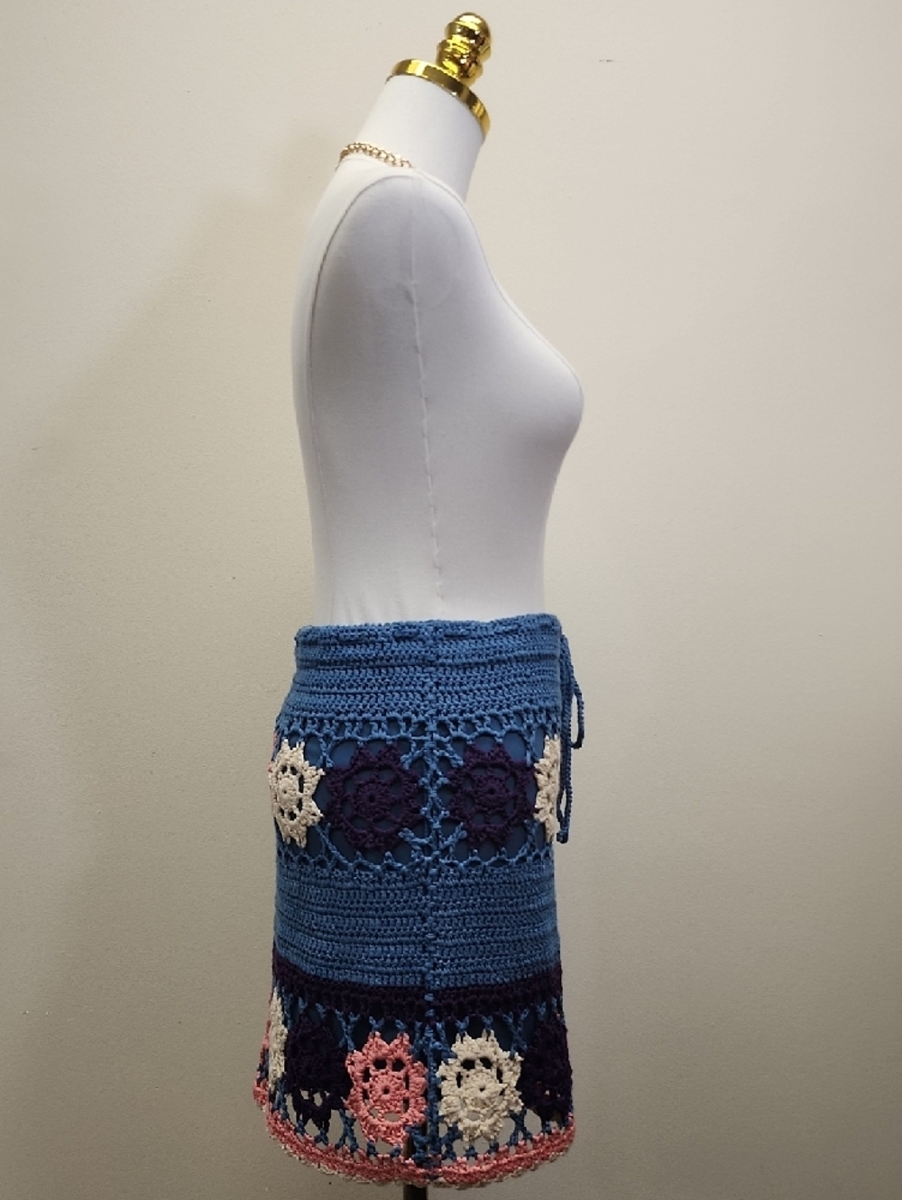 NWT Handmade Crochet Floral Mini Skirt Boho Festival Size Small - Picture 2 of 9